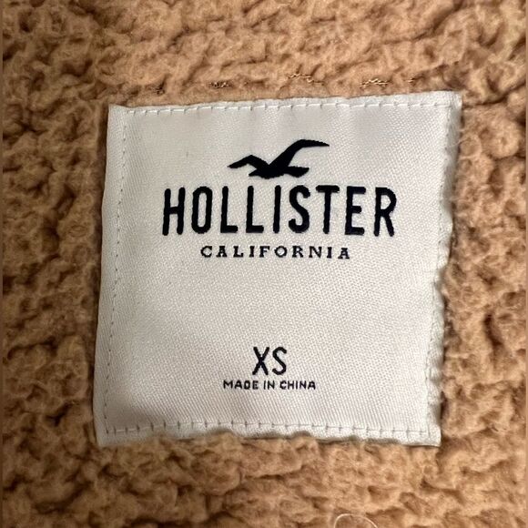 Hollister Tan Hooded Sherpa Jacket with Patch Pockets Size X-SMALL Cozy Teddy - Picture 6 of 8